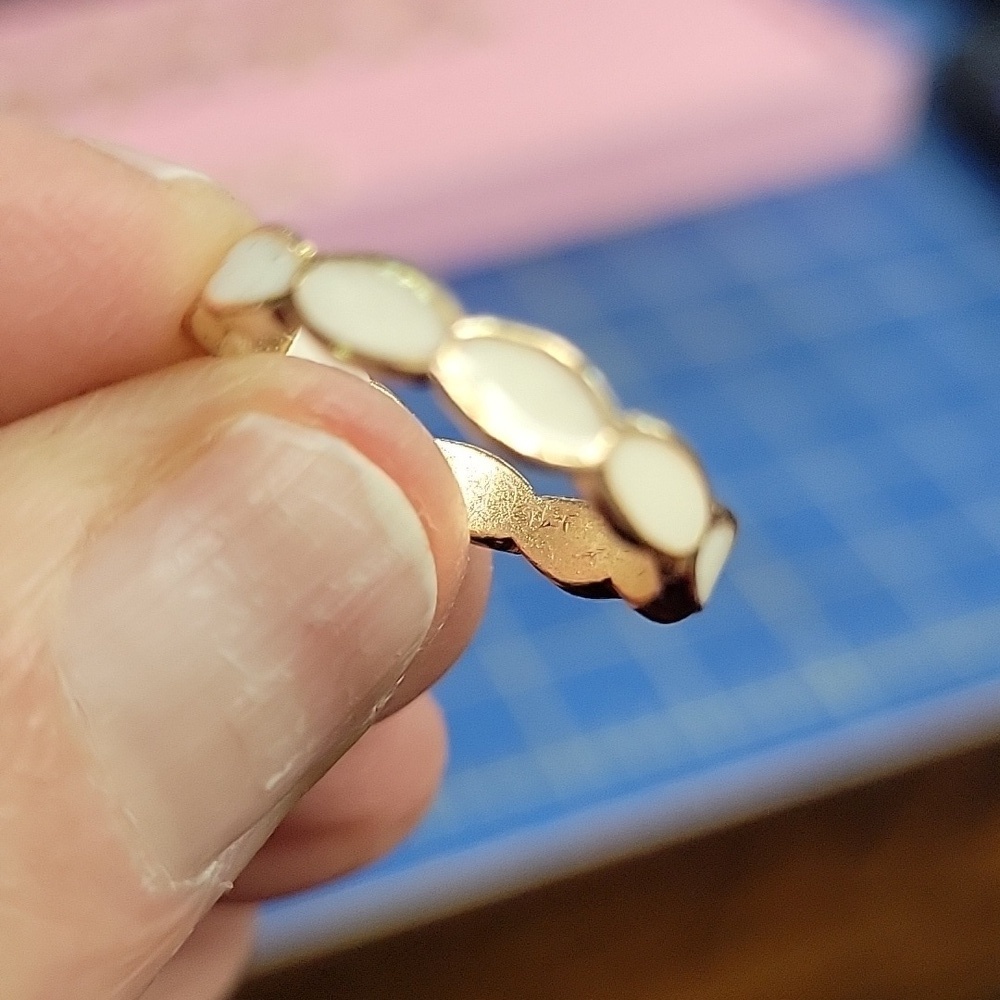 White Enamel Gold Tone Ring Size 6